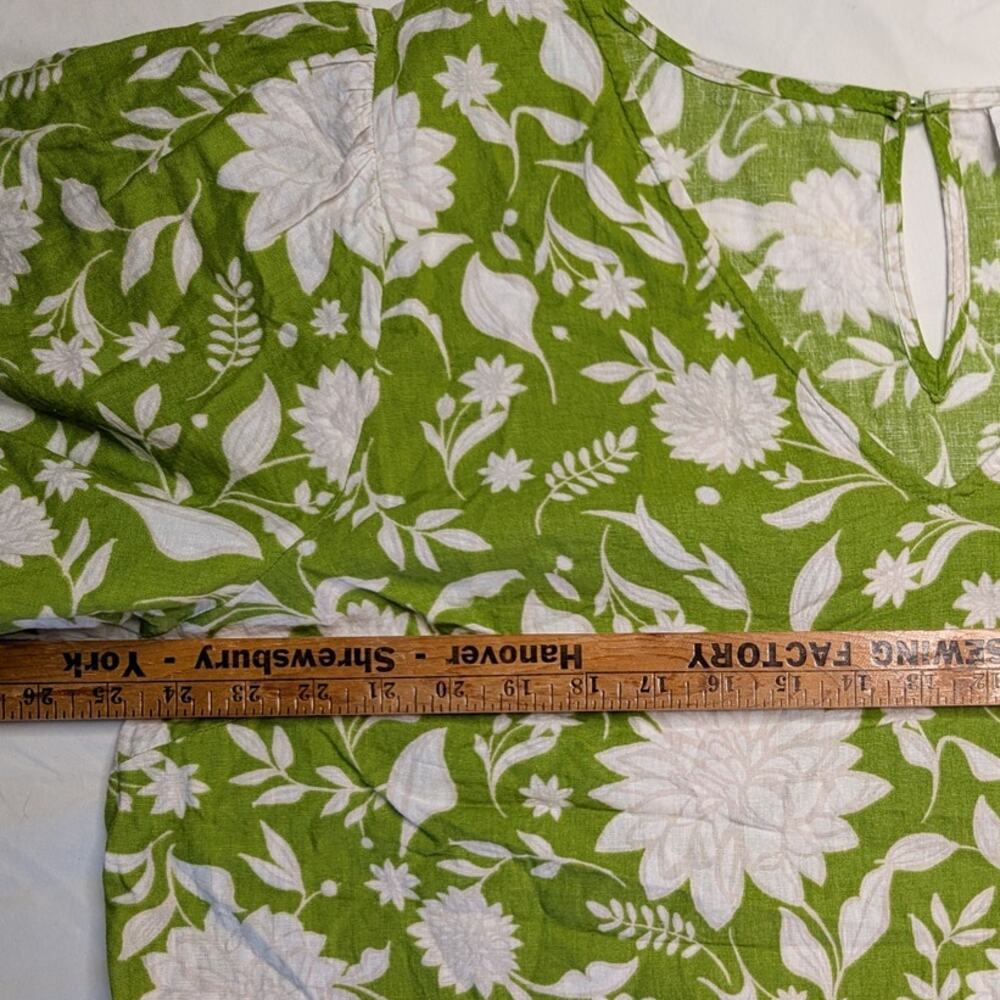 Linen Blend Floral Print Blouse Top Shirt 1X Lime Green White Cottage Feminine - Picture 5 of 9